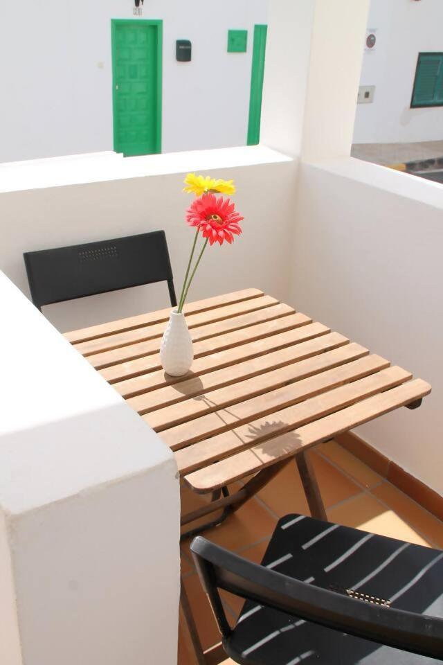 Famara Surf Wifi 2 Apartment Luaran gambar