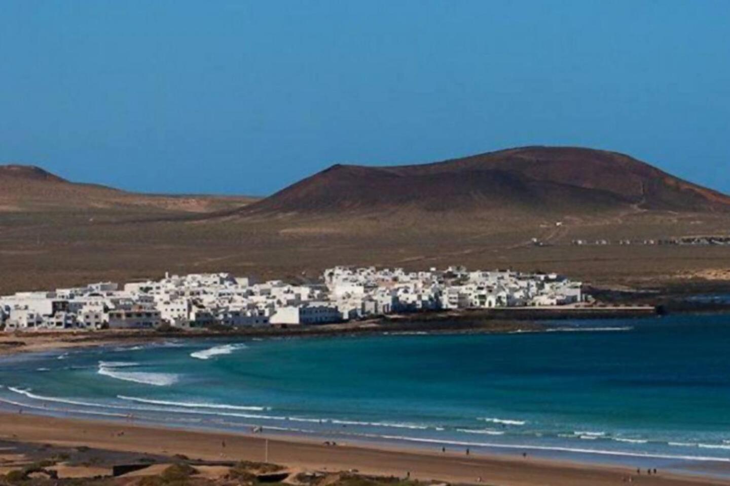 Famara Surf Wifi 2 Apartment Luaran gambar
